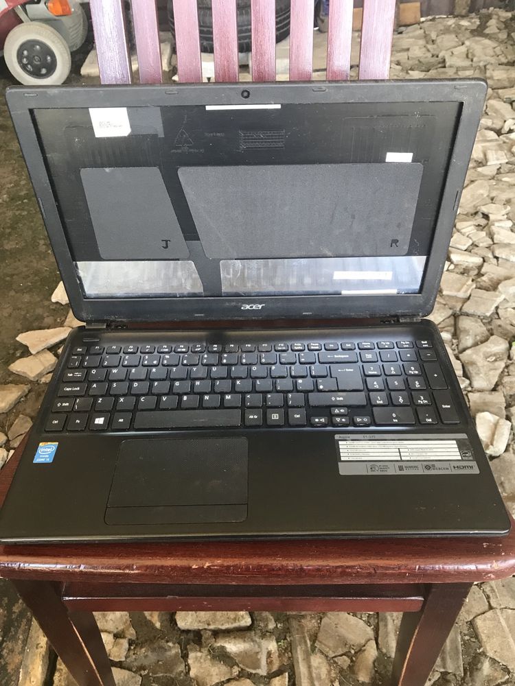 Acer E1-572 ( V5WE2 )