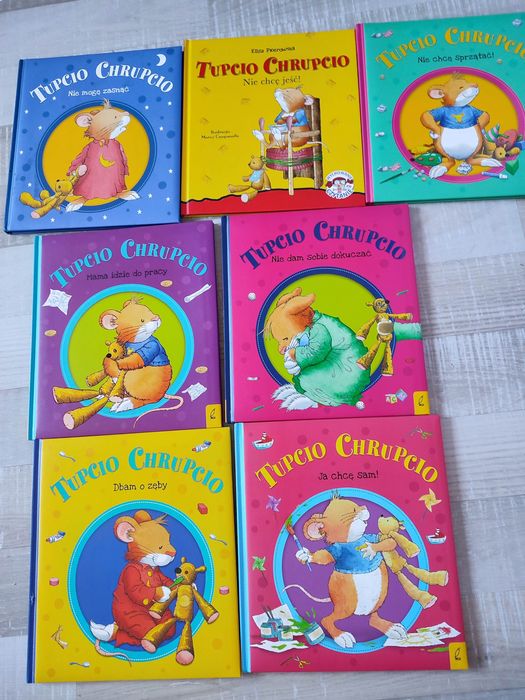 Zestaw 7 książek Tupcio chrupcio, duże książki, stan bardzo dobry