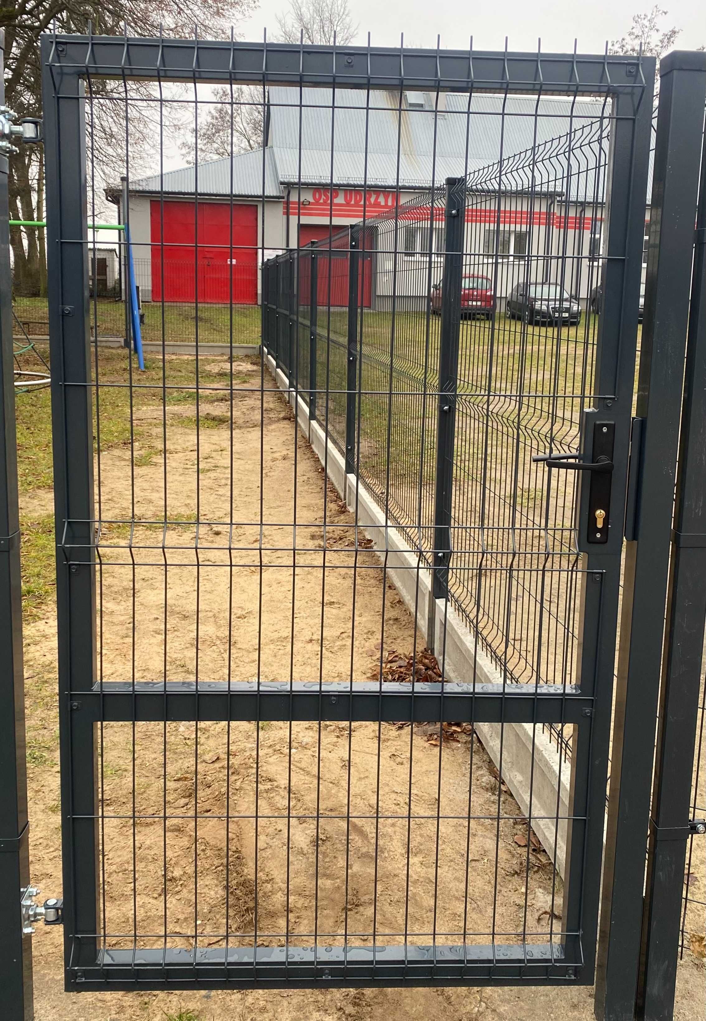 Brama Panelowa 4m + Słupy / Ocynk + Ral