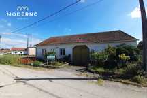 Moradia térrea com anexos – Moita do Boi, Guia, Pombal