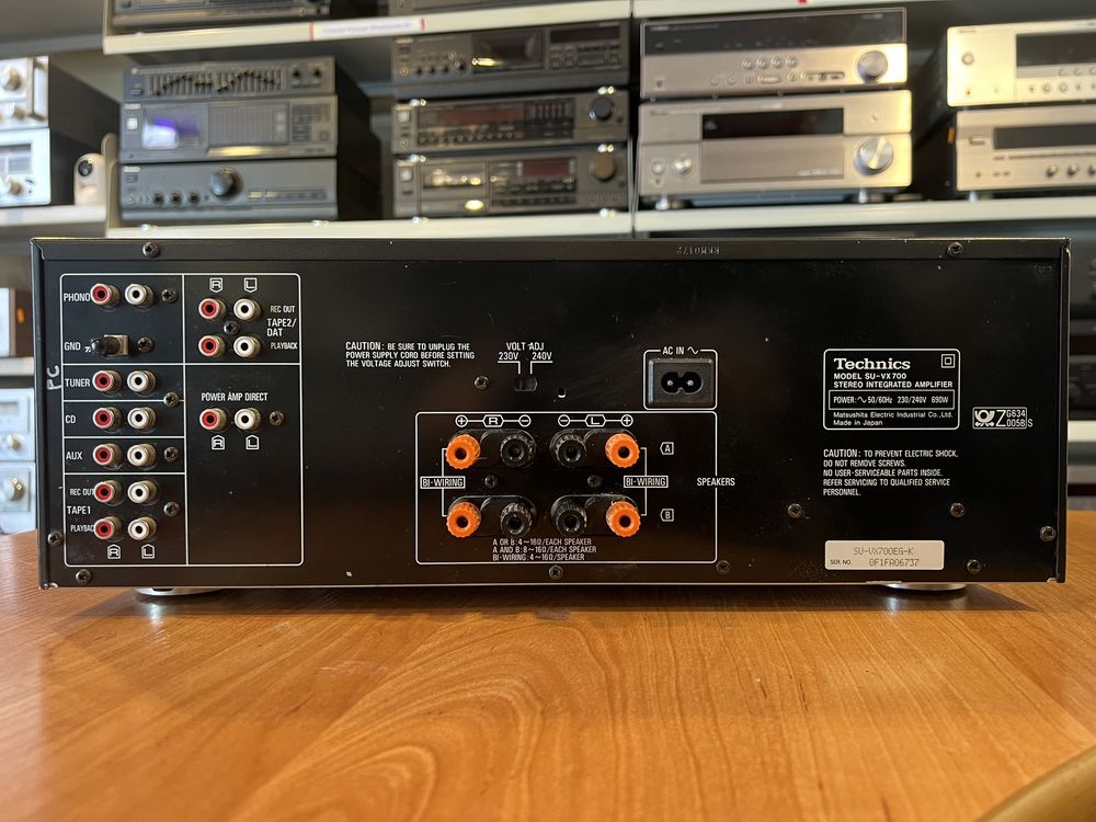 Wzmacniacz Technics SU-VX700 Audio Room