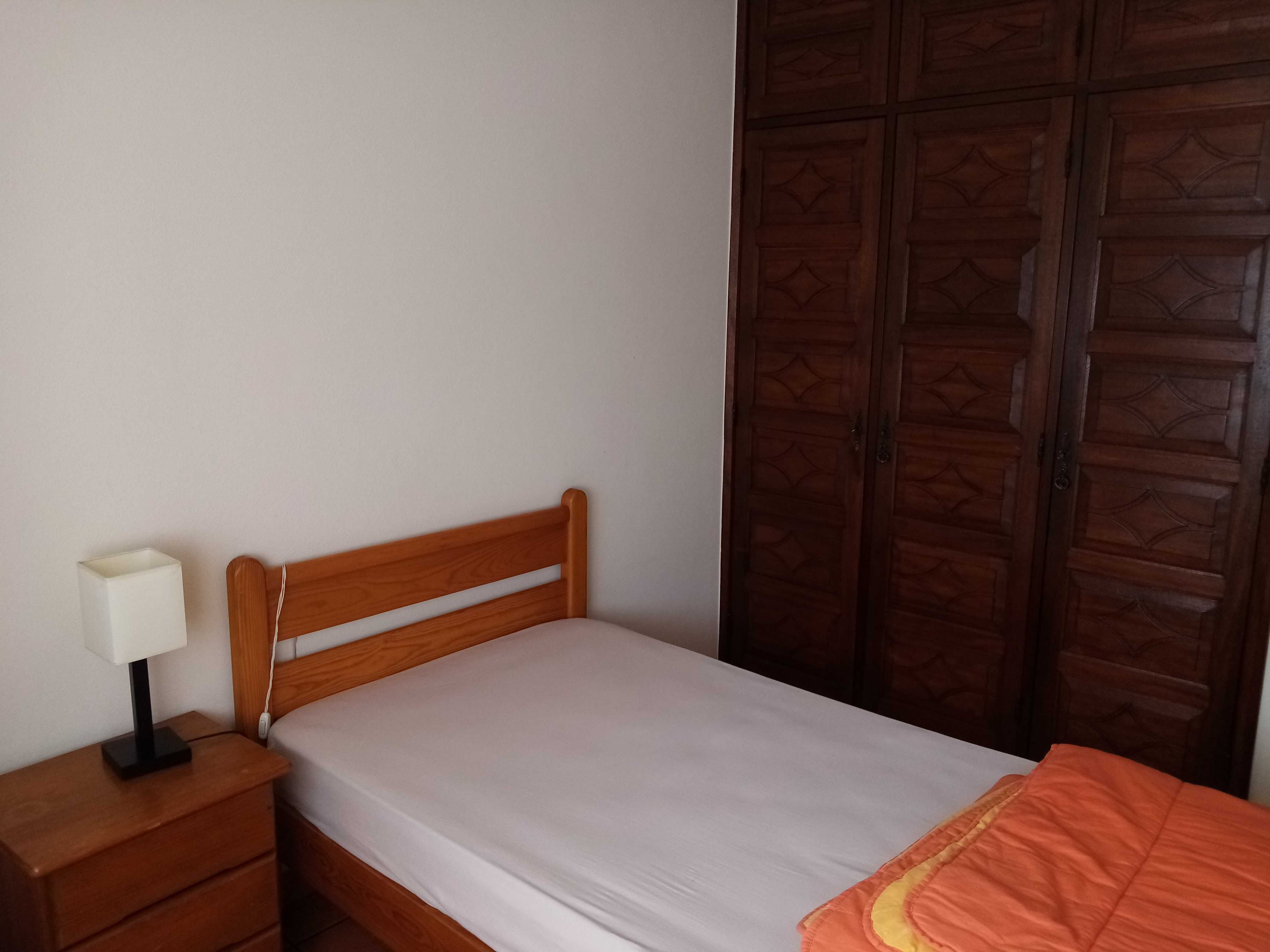 Quarto com casa de banho privada em S. João da Madeira