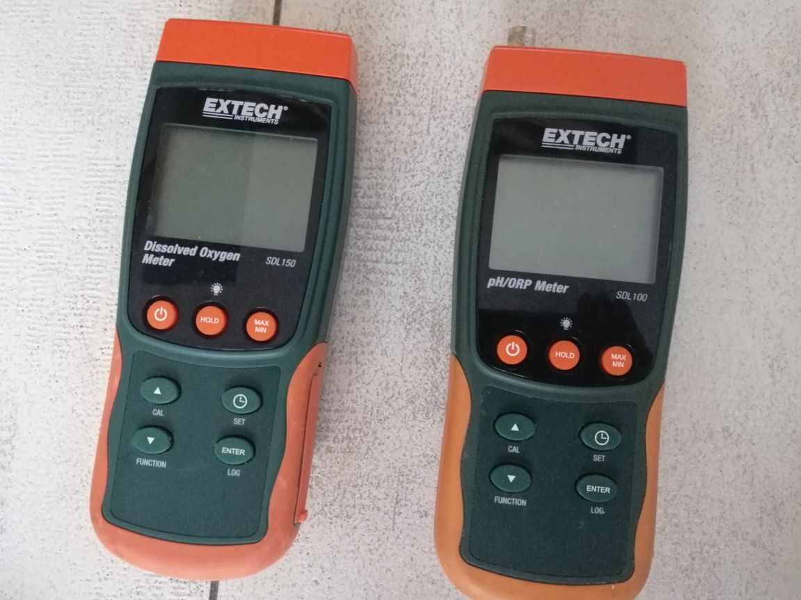 Mierniki Extech zestaw