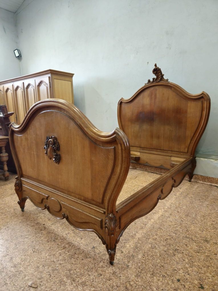 Stare ludwikowskie łóżko francuskie rocaille //