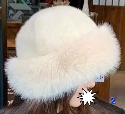 Czapka futerkowa beżowa