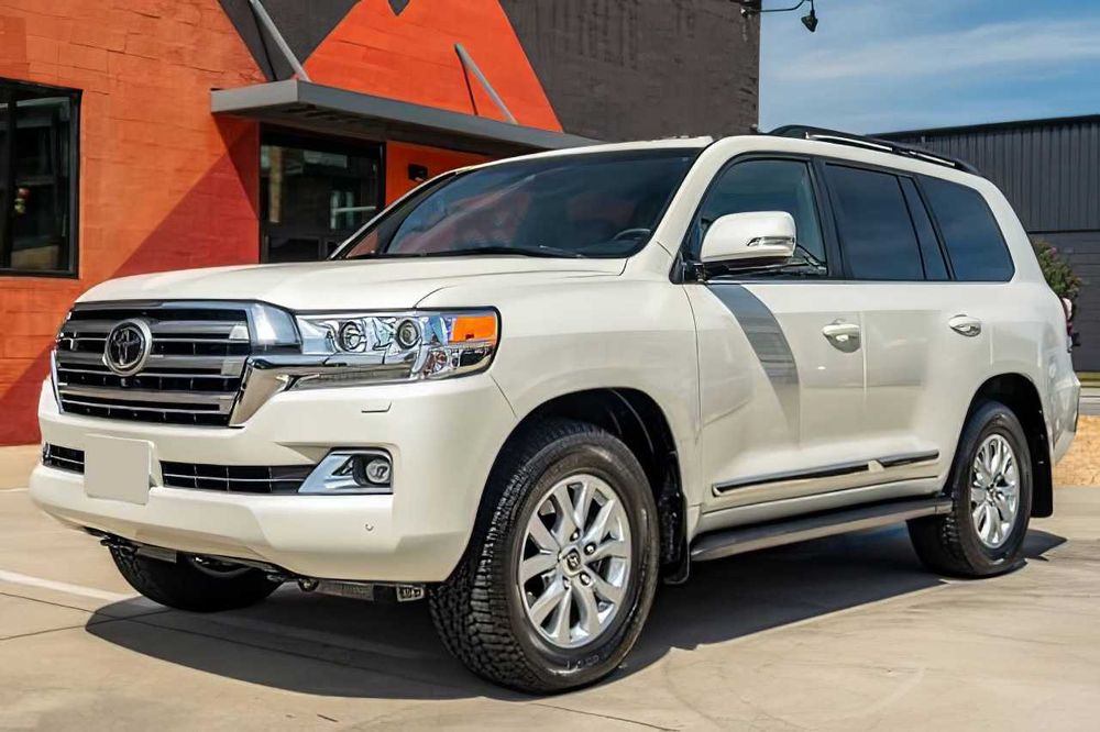 Toyota Land Cruiser      2019