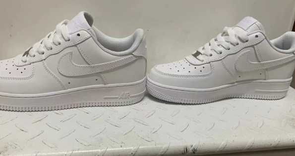 Nike Air Force 1 '07 White Eu40