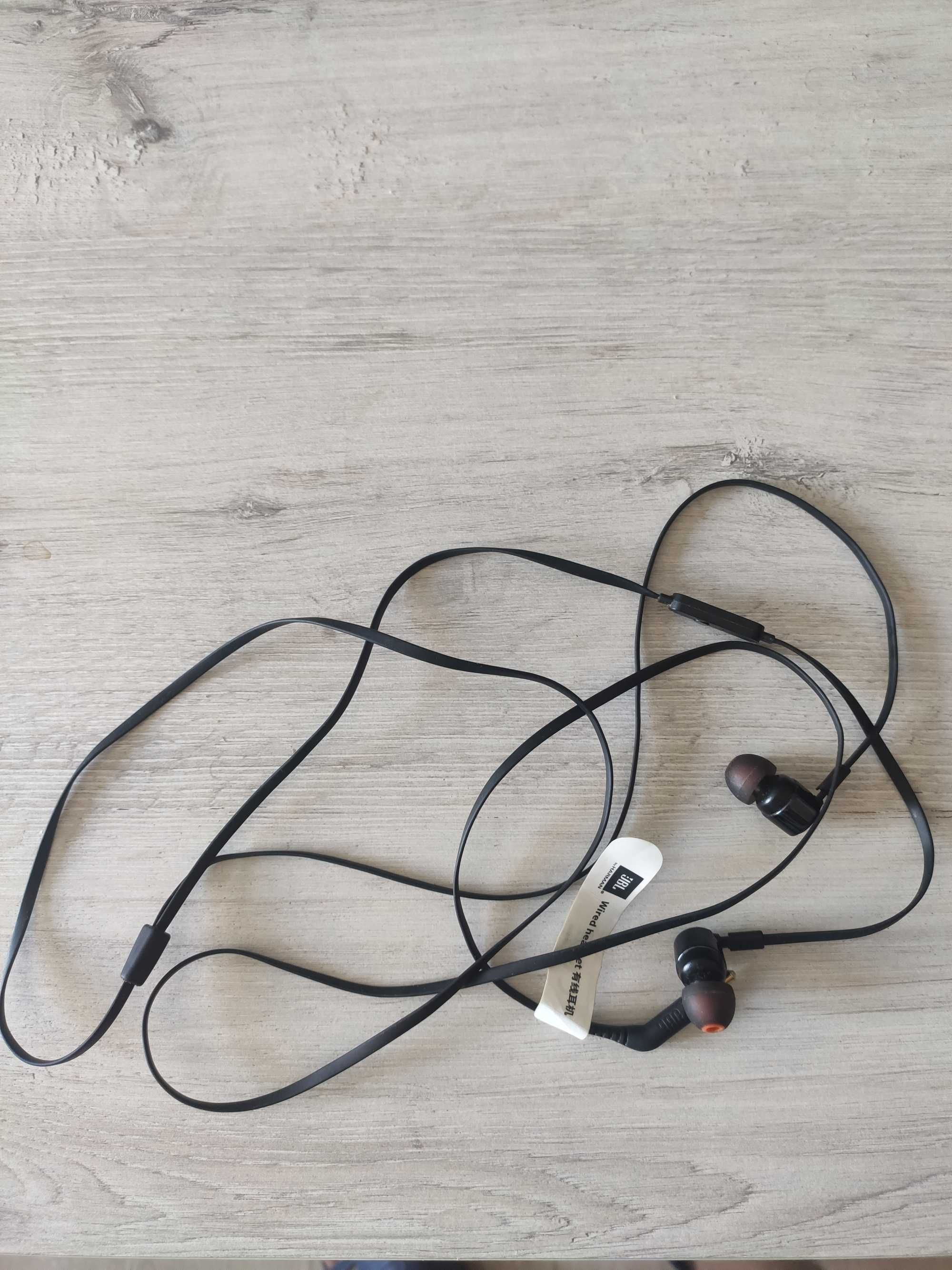 Słuchawki jbl z mikrofonem