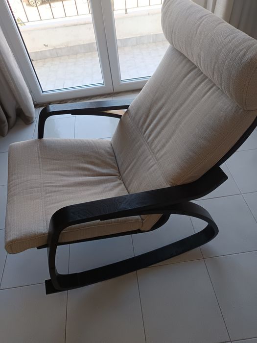 Cadeira de baloiço Poang como novo