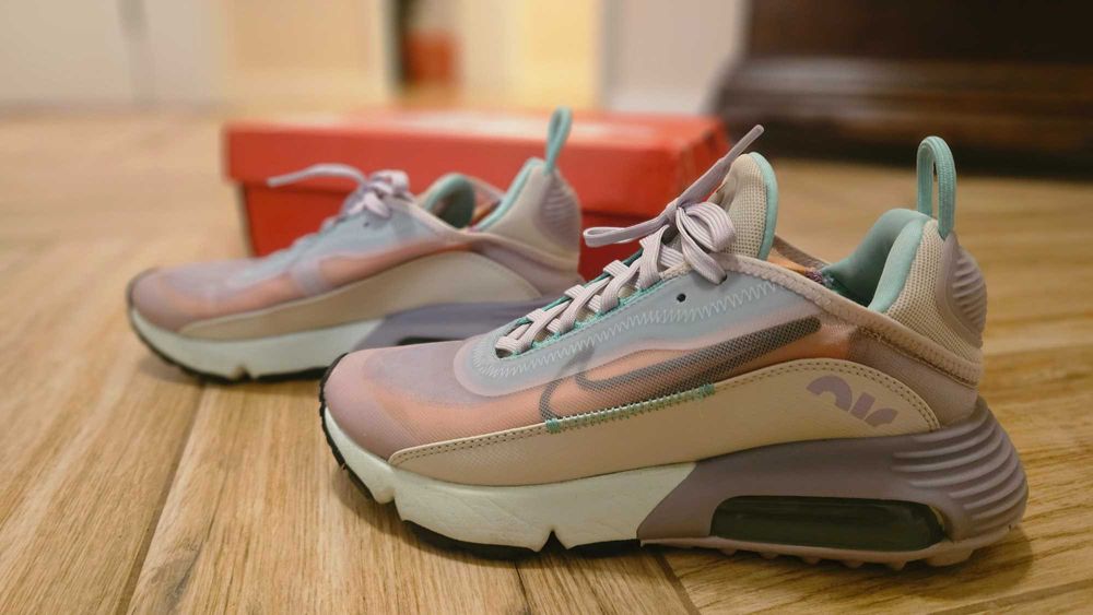 Sneakersy Nike Air Max 2090