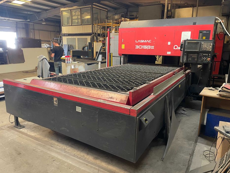 Ларезерний станок Amada