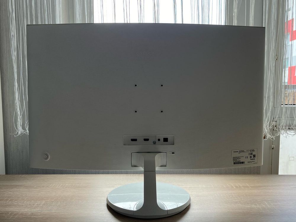 Monitor samsung 32 cale