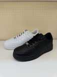 Чорні кросівки найк форси, Nike Air Force White Black , білий чорні