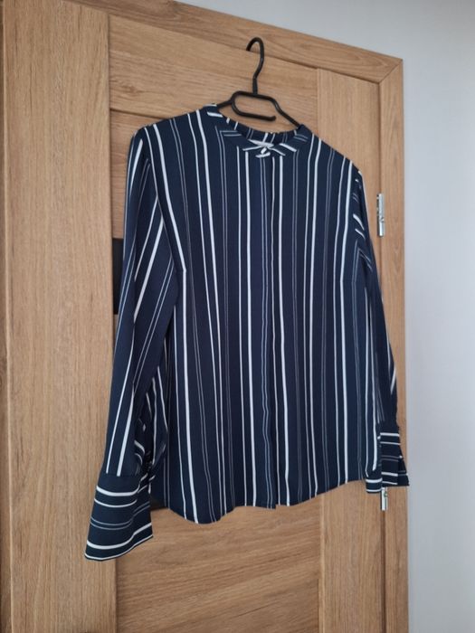 Granatowa koszula damska w paski Design by KappAhl rozmiar 40 L