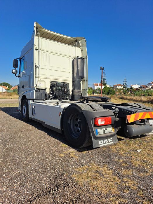 Trator DAF XF 460