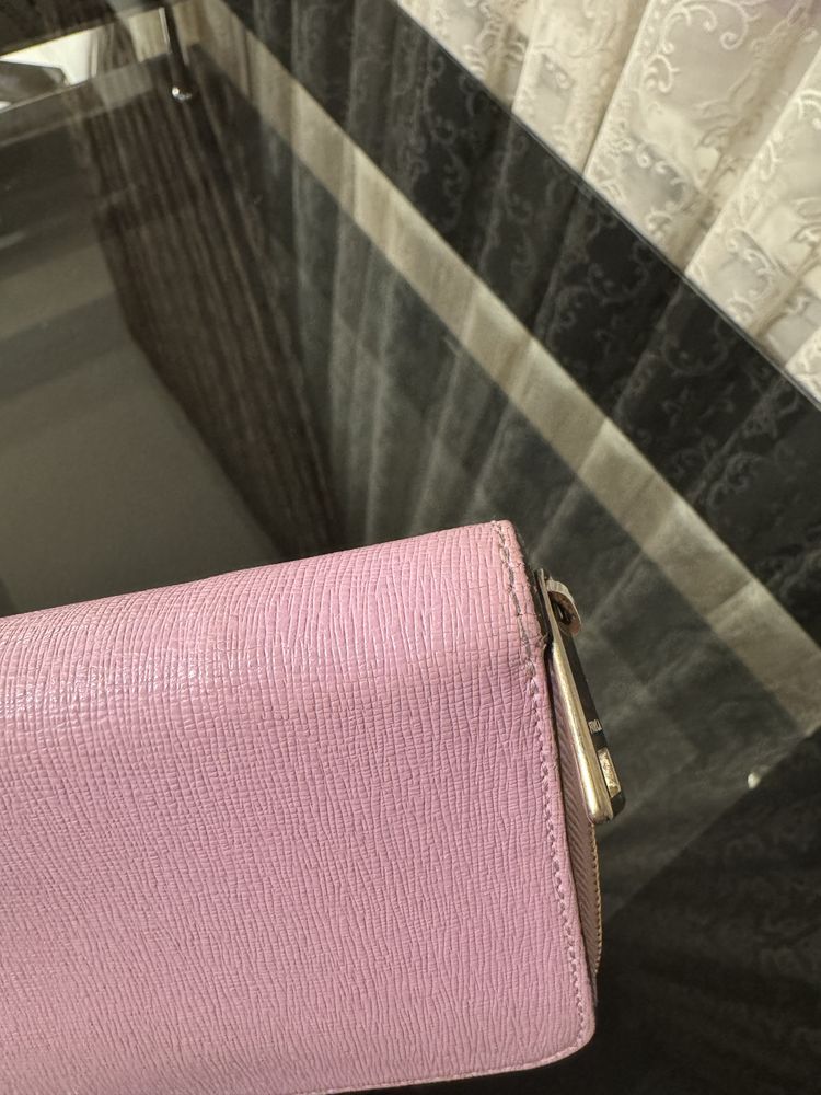 Продам кошелек Furla