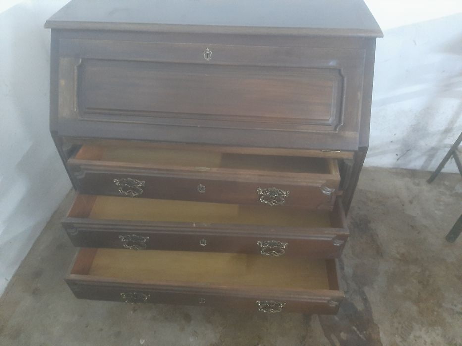 Mobilias diversas bom estado