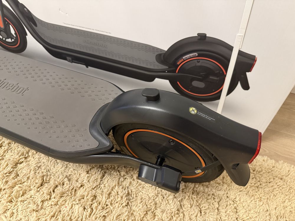 Єлектросамокат Ninebot F65I