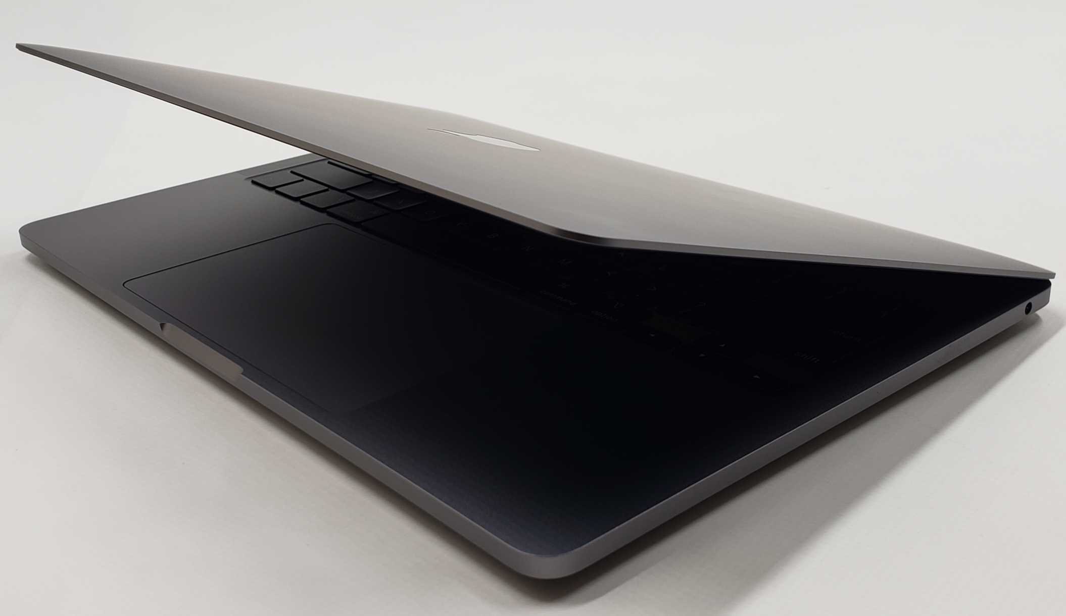 Потужний Ноутбук MacBook Pro 13'' 2022 Custom  M2/16GB/512GB/15 циклів