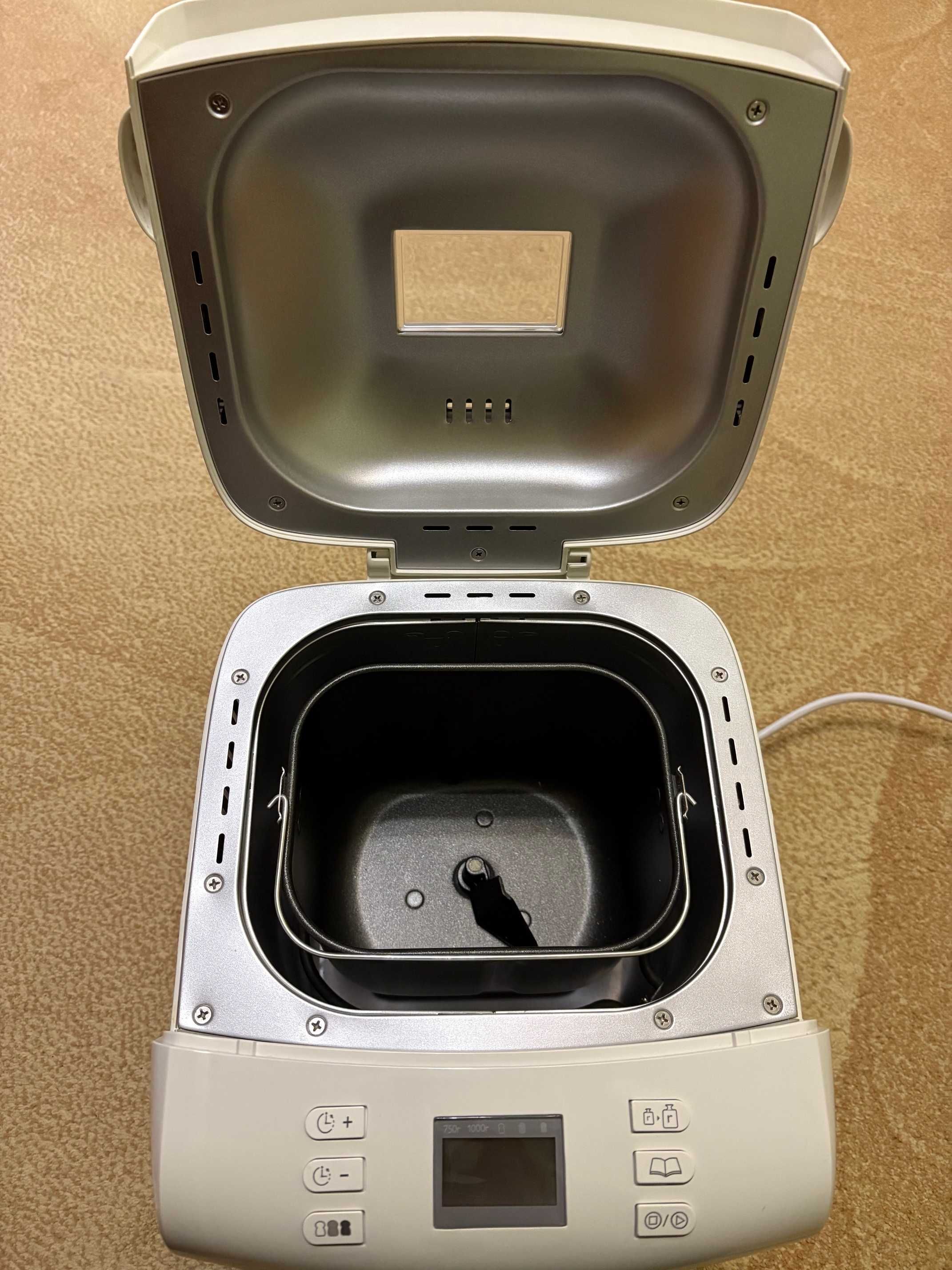 Продам хлібопіч Philips