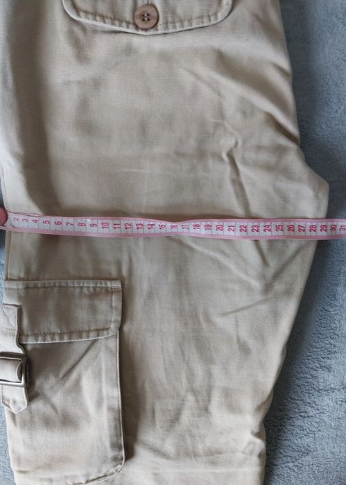 Бежевые широкие джинсы