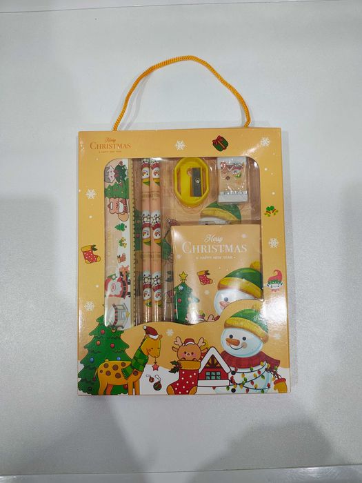 TOP – śliczny świąteczny zestaw akcesoriów dla dzieci – nowy!