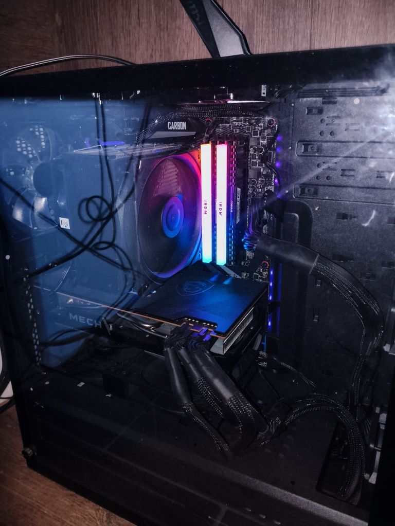 Komputer Ryzen 5 5600 RX 6700xt