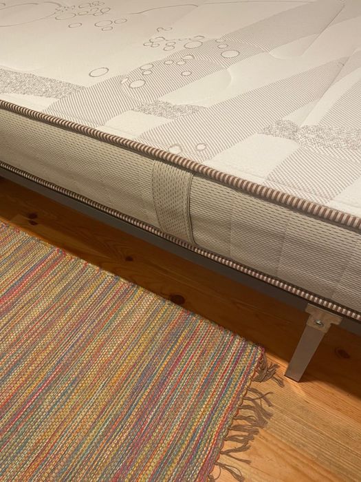 Cama estrado solteiro