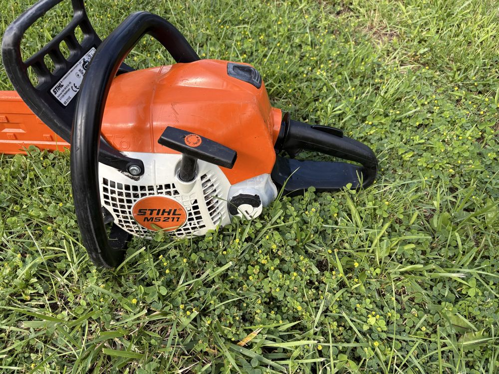Sprzedam Piła pilarka spalinowa Stihl MS 211 moc 2.3 KM