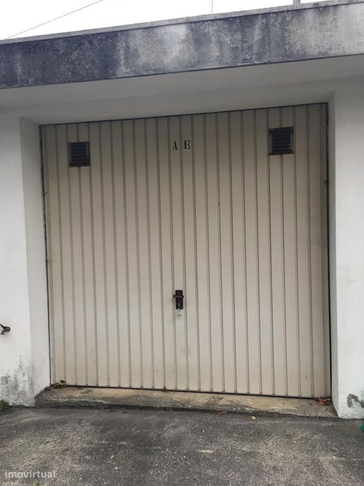 Box - Garagem Individual - Vila Nova de Gaia - Vilar do Paraíso