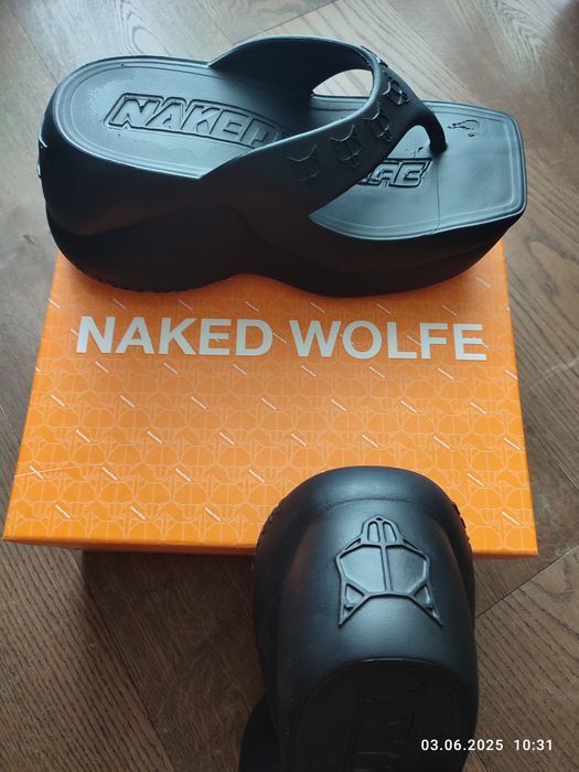 Шлепанцы Wolfe Naked 40 размер