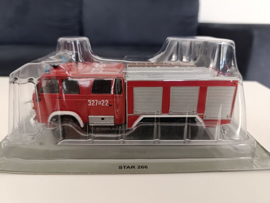 Model samochodu ciężarowego STAR 266 straż pożarna wóz. Skala 1:43. Ko