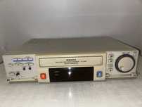 Stary magnetowid SANYO