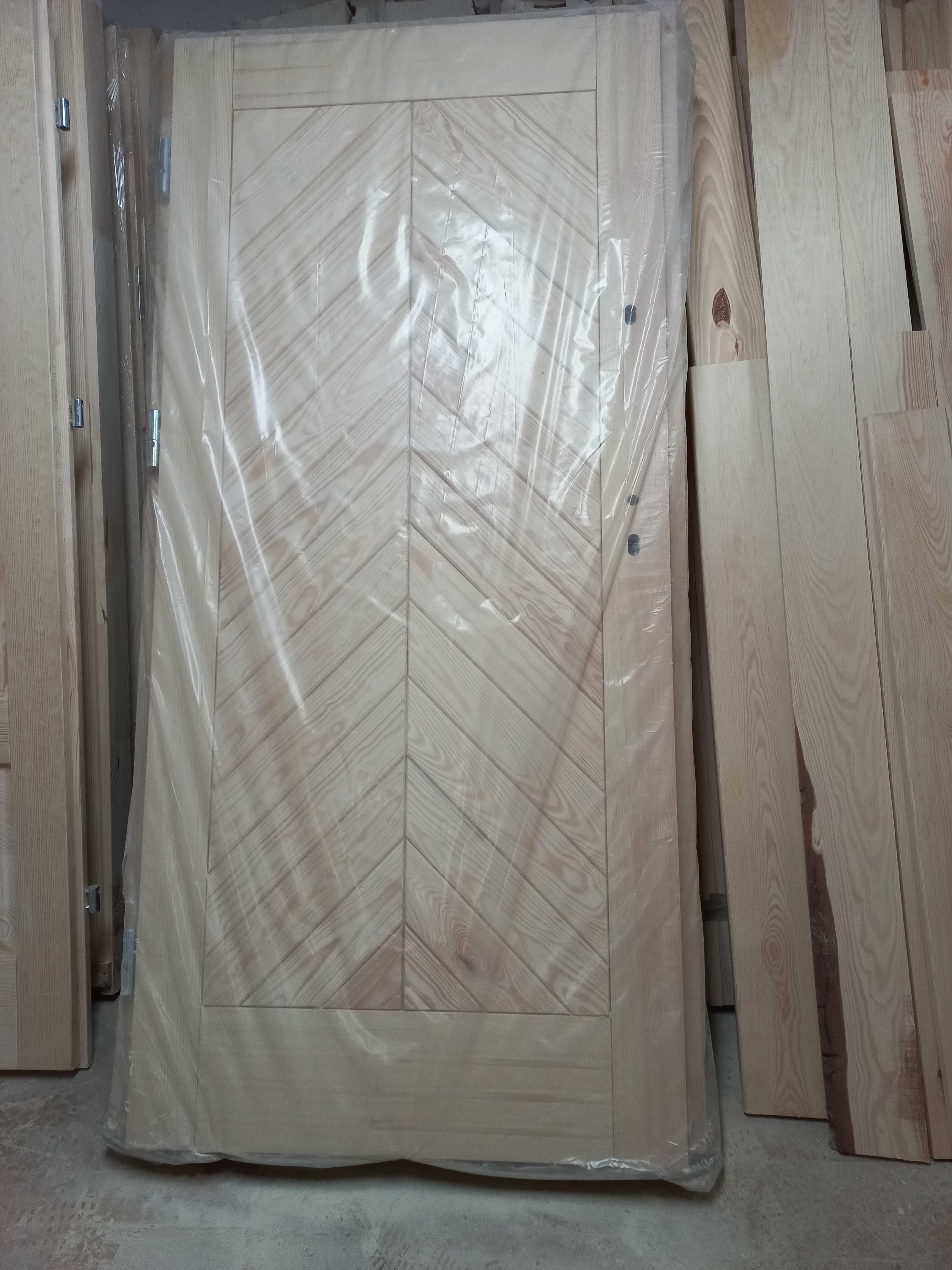 Drzwi  zewnętrzne drewniane sosnowe góralskie