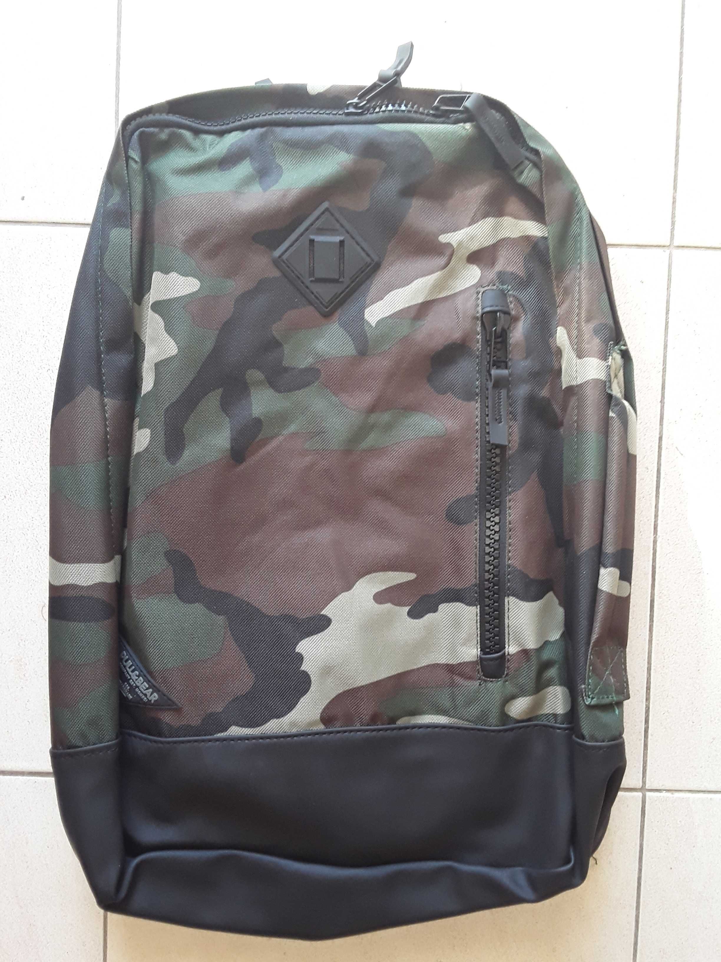 Mochila/mala Pull & Bear