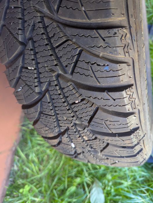 komplet opon zimowych 195/65 R15