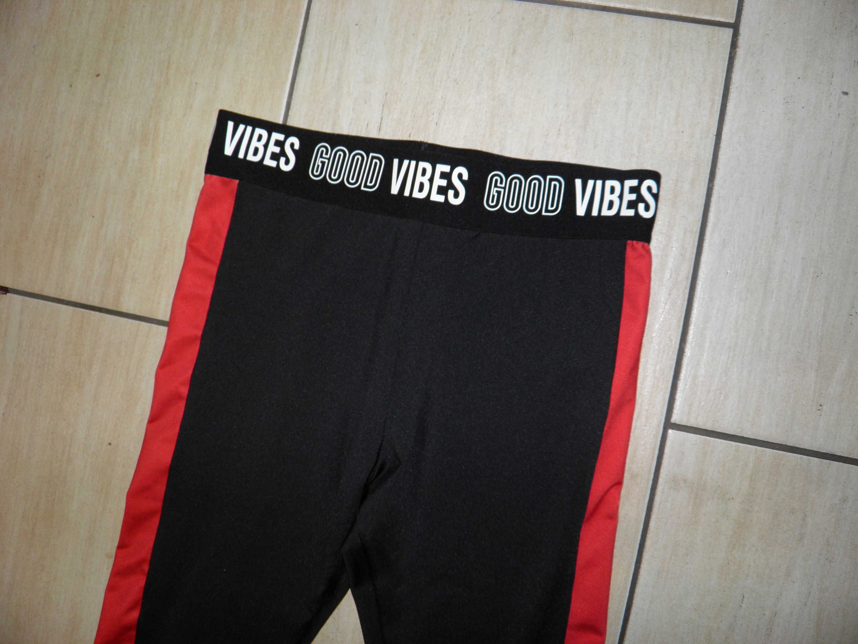 Spodenki dla dziewczynki leggins r 146 .