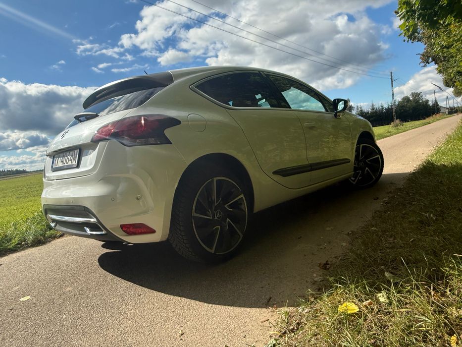 Citroën DS4 1.6 THP 200 KM,2012r. Pearl White