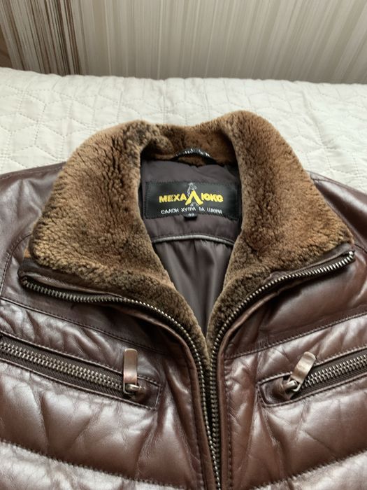 Чоловіча зимова куртка шкіряна