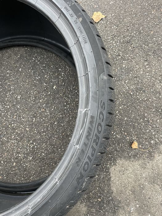 315/30R22 Pirelli Scorpion Winter