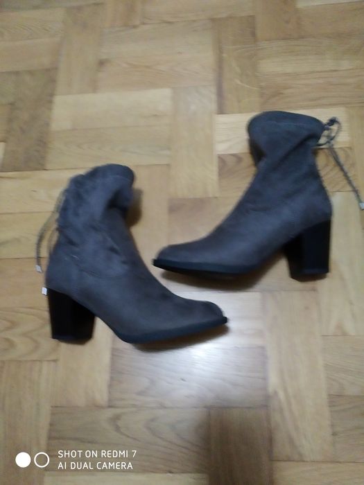 Buty damskie szare