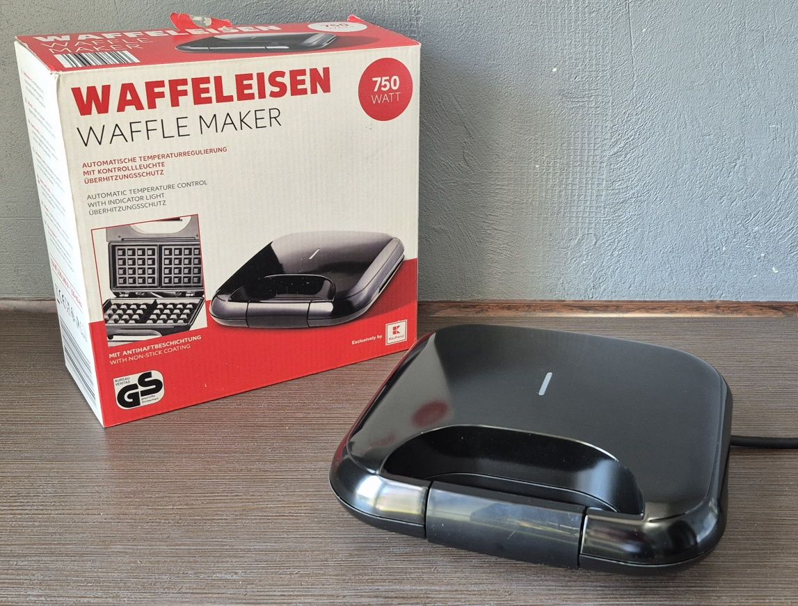 Gofrownica 750W Jak nowa NN-WM-01