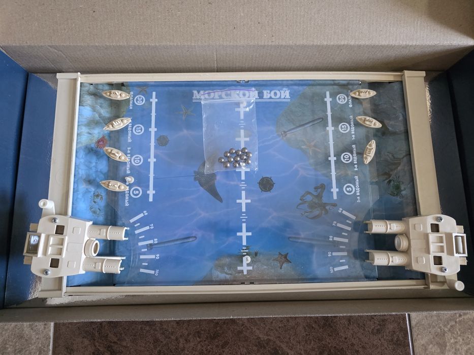 Морський бій двох видів і танки