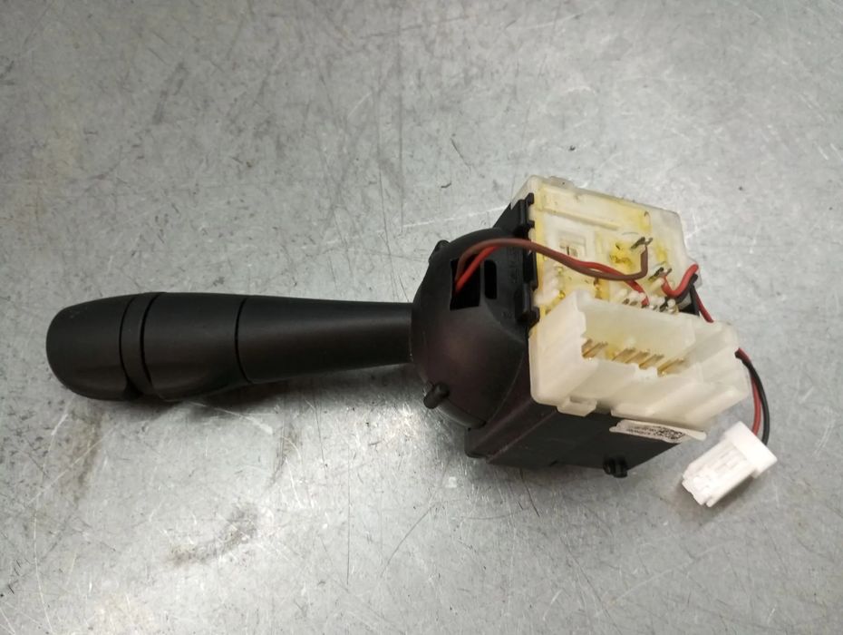 Manípulo pisca-pisca RENAULT Twingo III (BCM_)