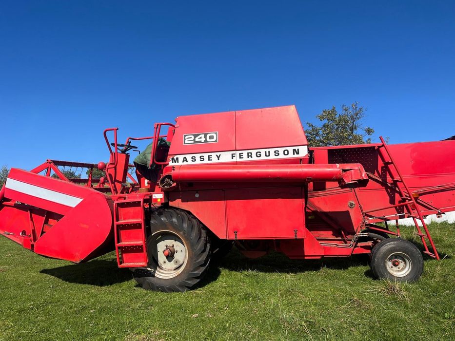 Sprzedam Kombajn Massey Ferguson MF 240 z sieczkarnią