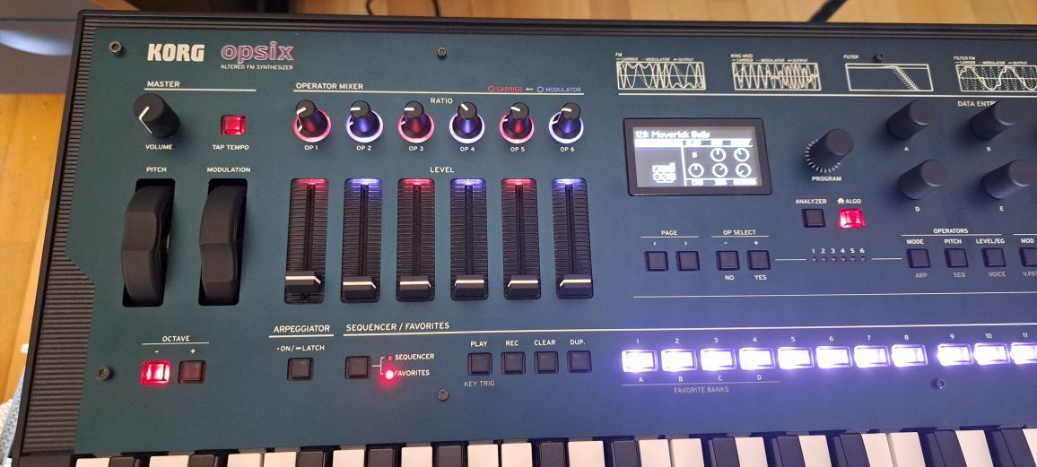 Syntezator Korg Opsix