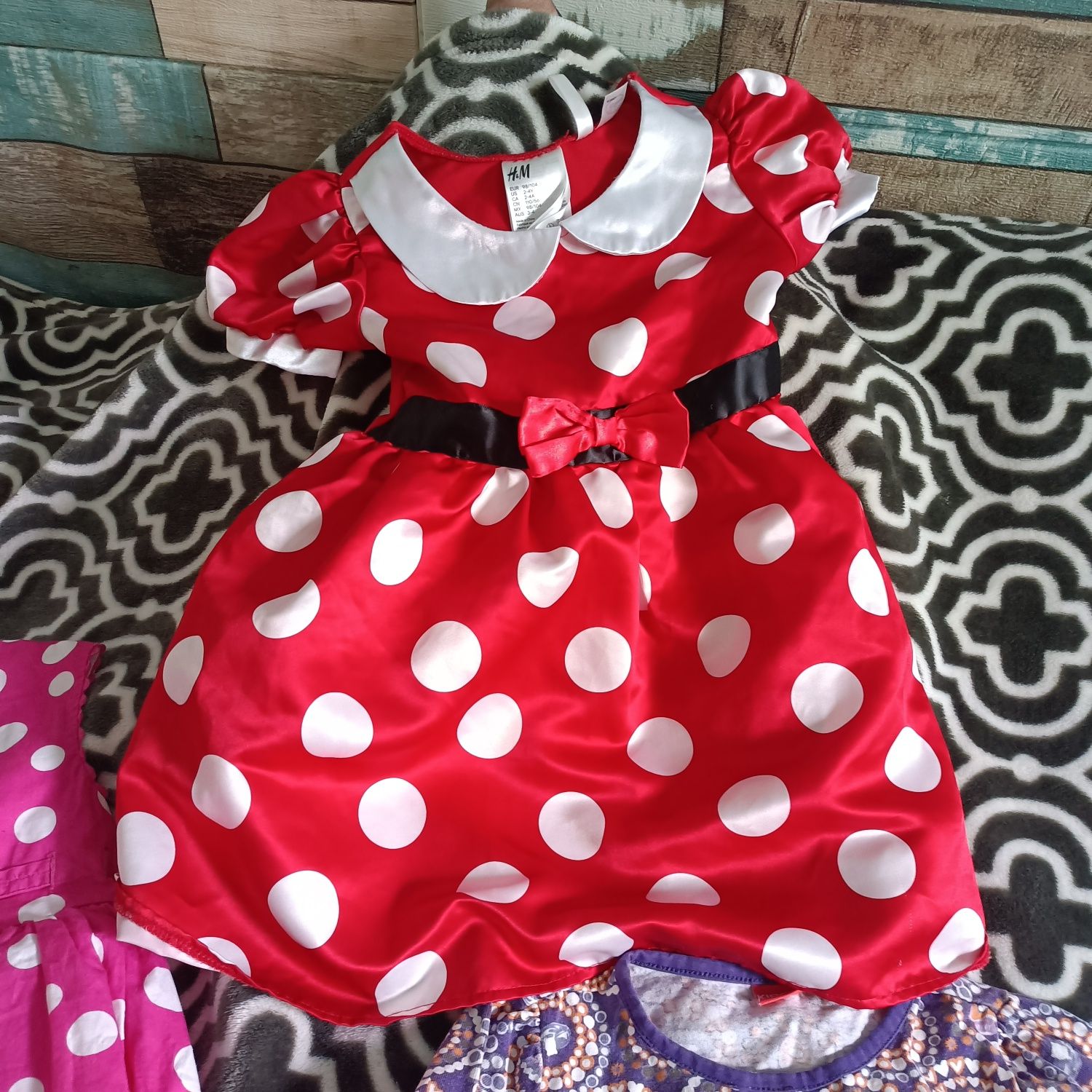 Strój mini..sukienki dla dziewczynki 3,4 lata
