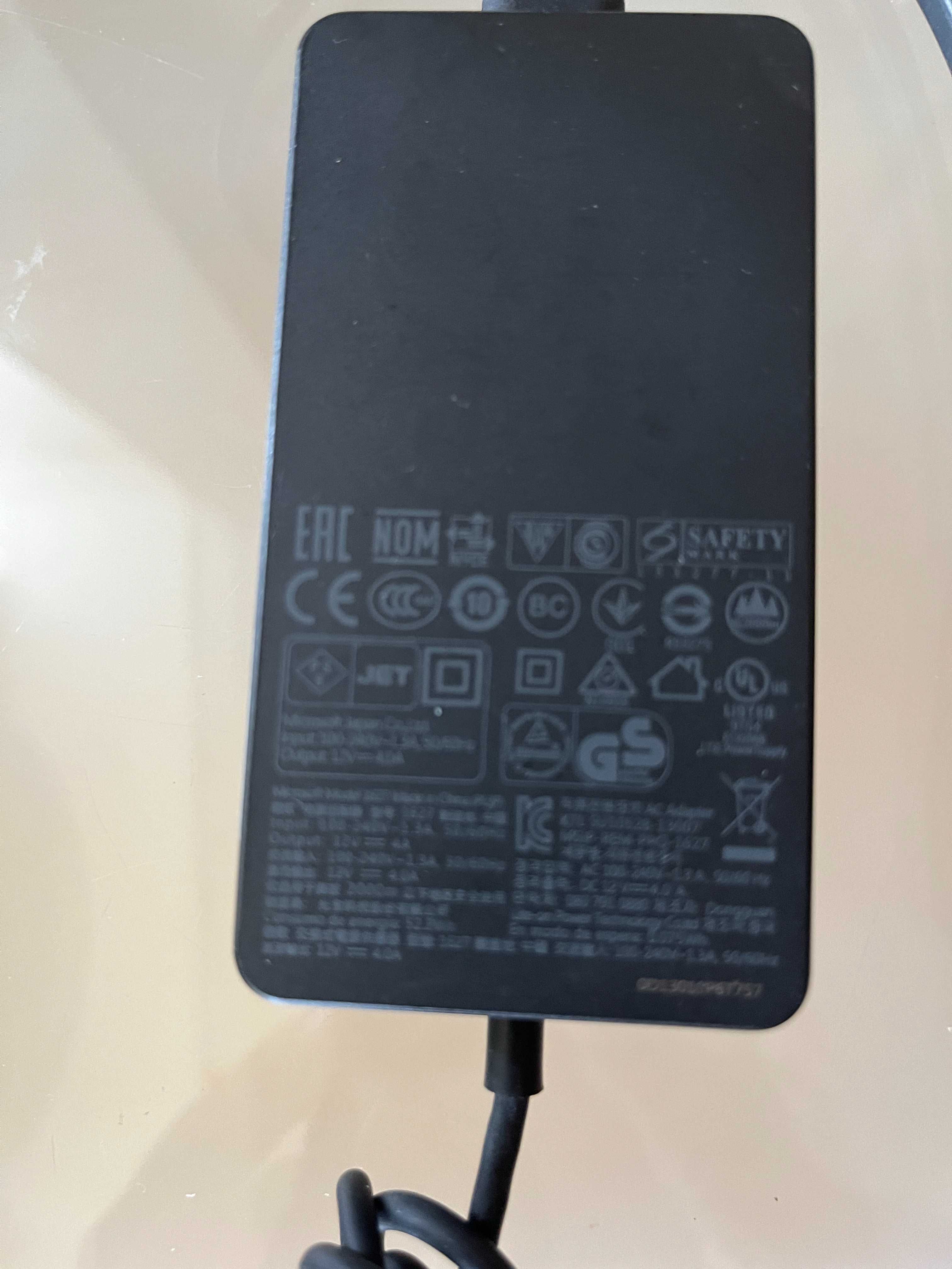 Зарядное Устройство Блок Питания Microsoft Surface 12V (4A)