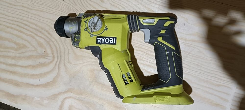Młotowiertarka Ryobi R18SDS