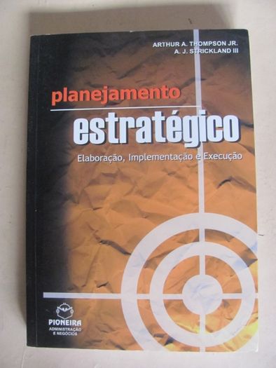 Planejamento estratégico de Arthur A. Thompson Jr.